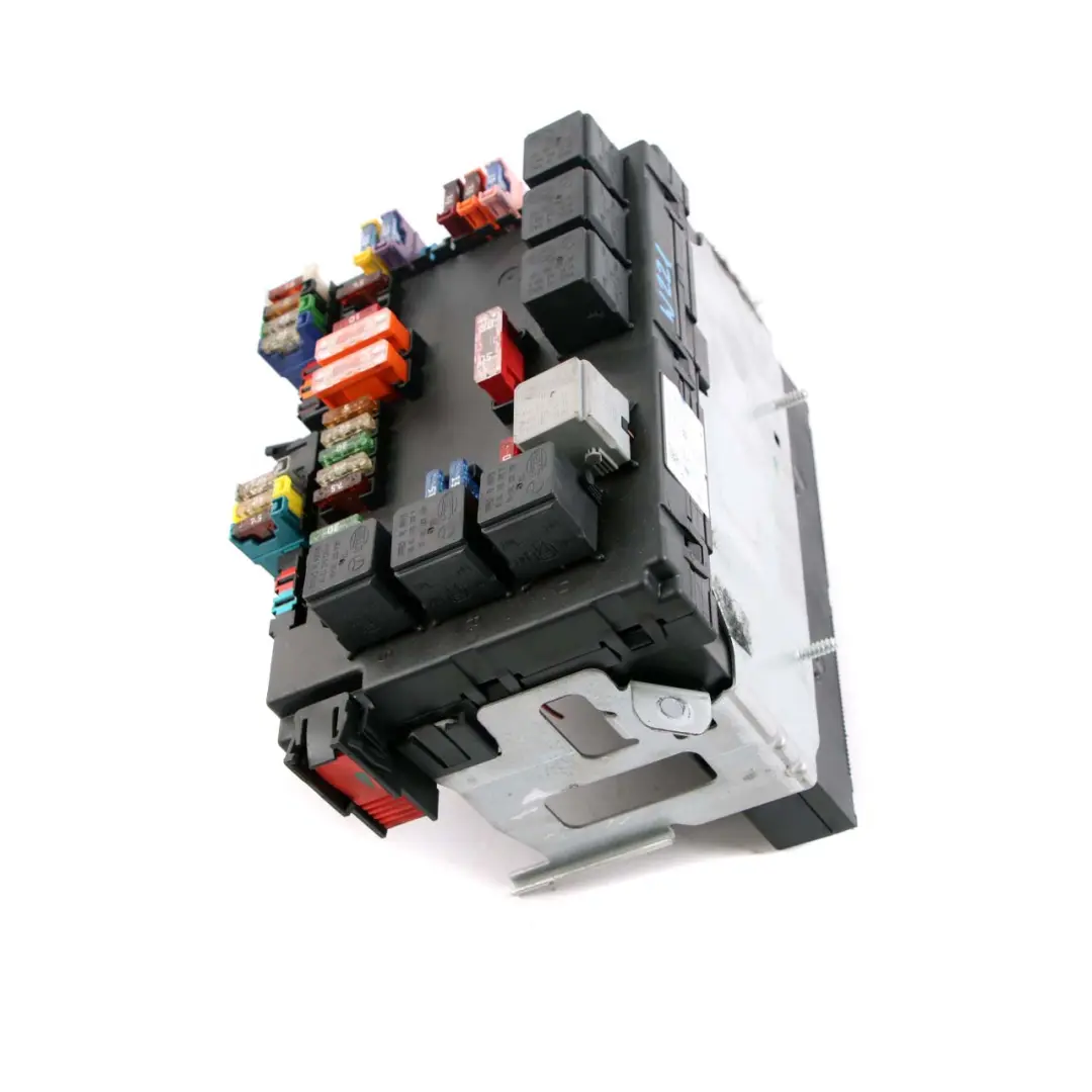 Class W221 Rear Fuse Box Control Unit Module SAM to Mercedes with Part number A2219007202 Mercedes Class W221 Rear Fuse Box Control Unit Module SAM - SKU A2219006902 - Part number A2219007202