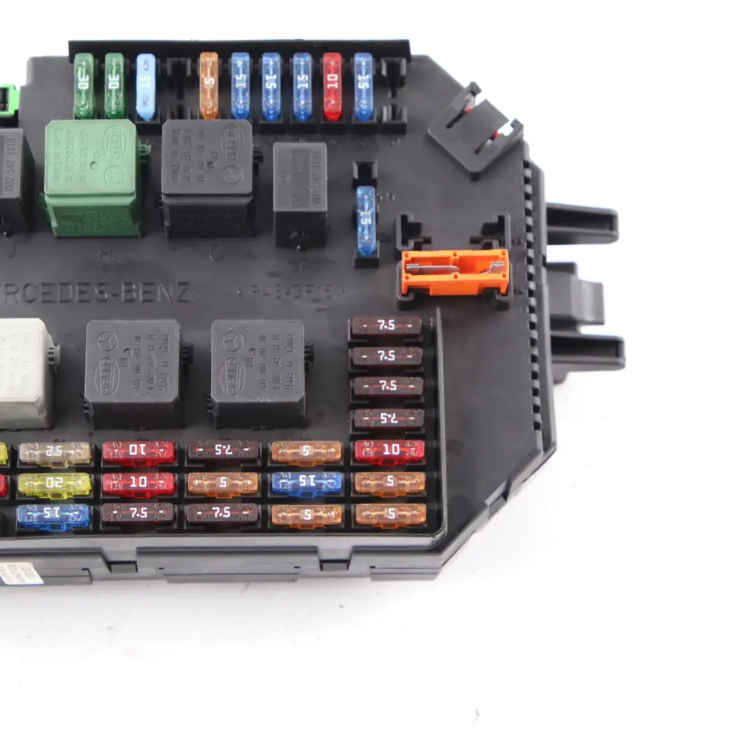 Caja de fusibles Unidad de control SAM Módulo Relé para Mercedes W221 con número de pieza A2219067200 Mercedes W221 Caja de fusibles Unidad de control SAM Módulo Relé - SKU A2219067200 - Número de pieza A2219067200
