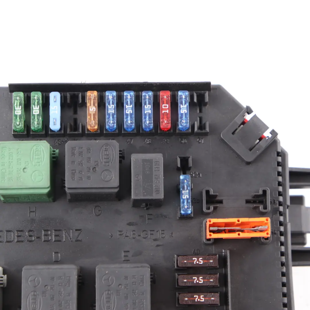 Caja de fusibles Unidad de control SAM Módulo Relé para Mercedes W221 con número de pieza A2219067200 Mercedes W221 Caja de fusibles Unidad de control SAM Módulo Relé - SKU A2219067200 - Número de pieza A2219067200