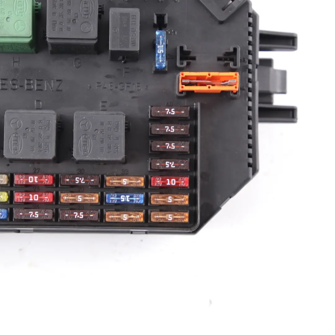 Caja de fusibles Unidad de control SAM Módulo Relé para Mercedes W221 con número de pieza A2219067200 Mercedes W221 Caja de fusibles Unidad de control SAM Módulo Relé - SKU A2219067200 - Número de pieza A2219067200