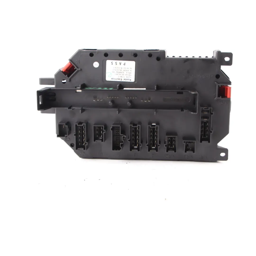Sicherungskasten Steuergerät SAM Modul Relais für Mercedes W221 mit Teilenummer A2219067200 Mercedes W221 Sicherungskasten Steuergerät SAM Modul Relais - SKU A2219067200 - Teilenummer A2219067200