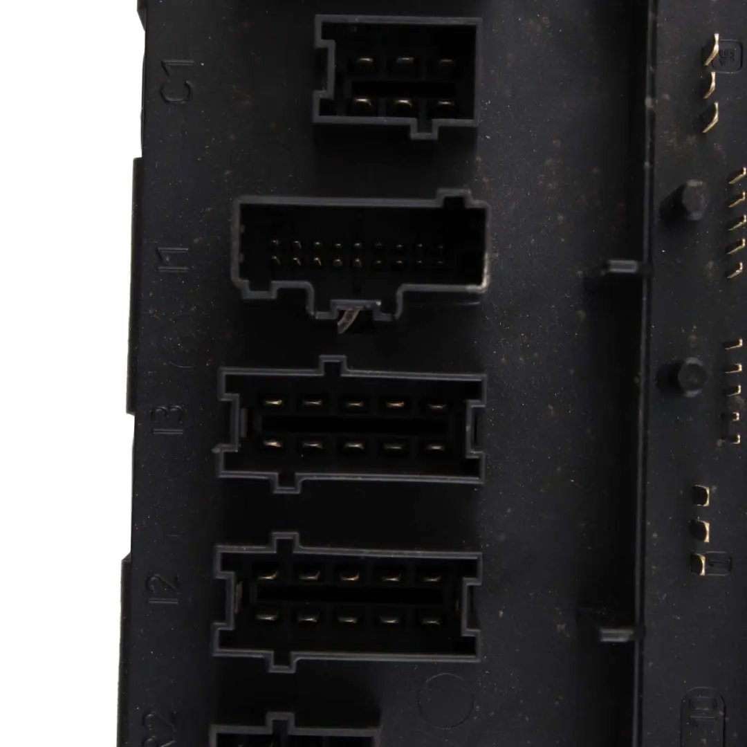 Mercedes-Benz S-Class W221 Fuse Box Control Unit Module SAM to with Part number A2219067300 Mercedes-Benz S-Class W221 Fuse Box Control Unit Module SAM - SKU A2219067300 - Part number A2219067300