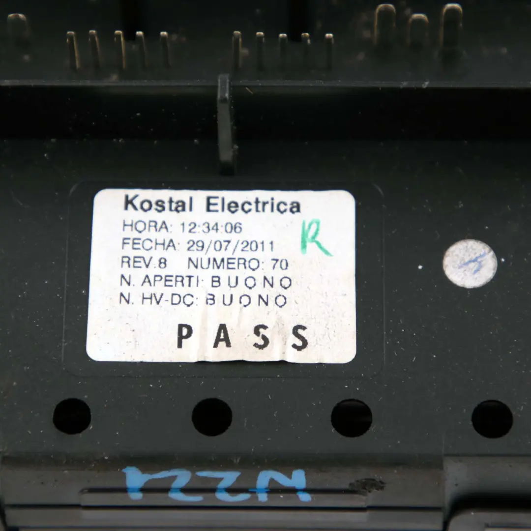 Mercedes-Benz S-Class W221 Fuse Box Control Unit Module SAM to with Part number A2219067300 Mercedes-Benz S-Class W221 Fuse Box Control Unit Module SAM - SKU A2219067300 - Part number A2219067300