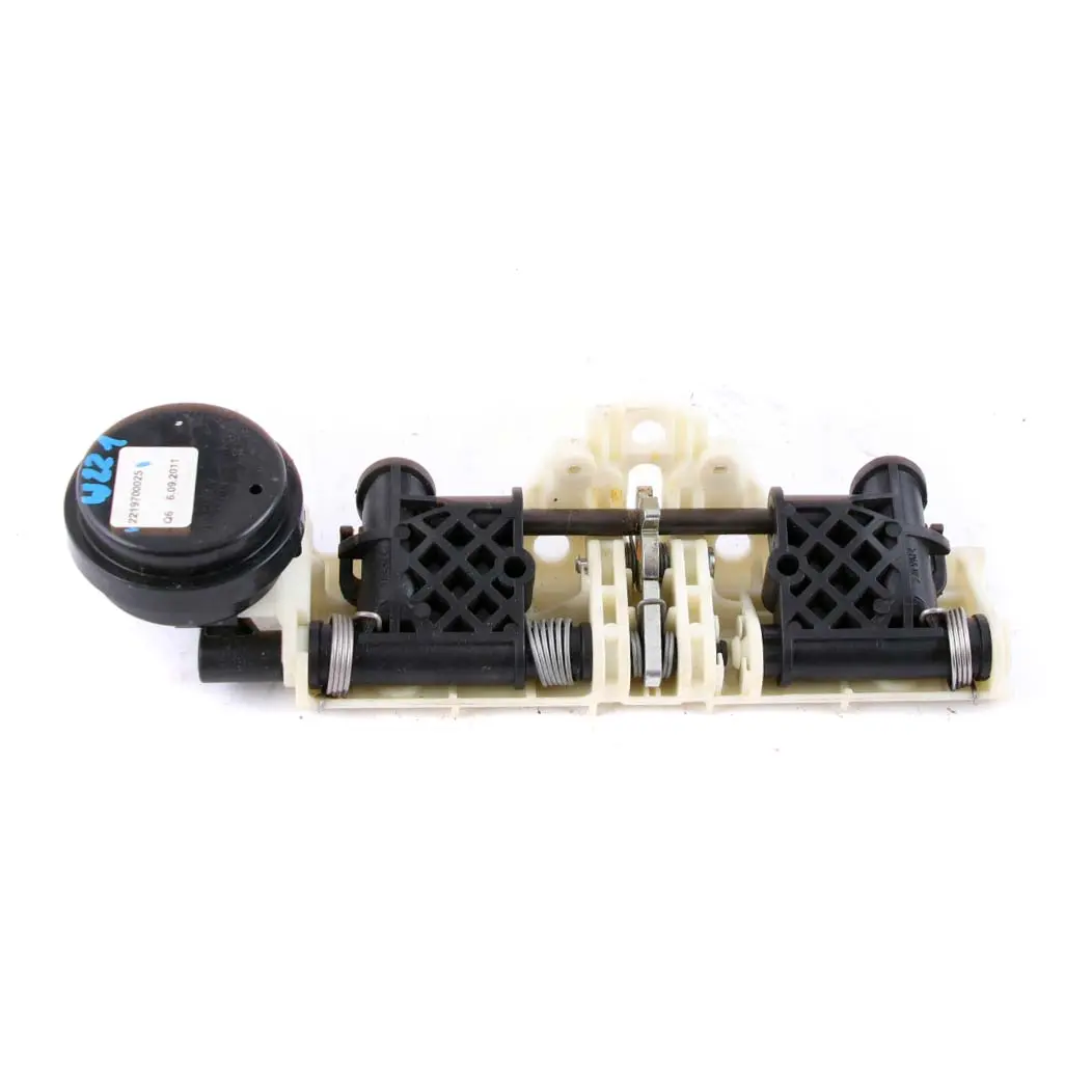 Meccanismo ripiegamento poggiatesta posteriore per Mercedes W221 con numero di parte A2219700025 Mercedes W221 Meccanismo ripiegamento poggiatesta posteriore - SKU A2219700025 - Numero di parte A2219700025