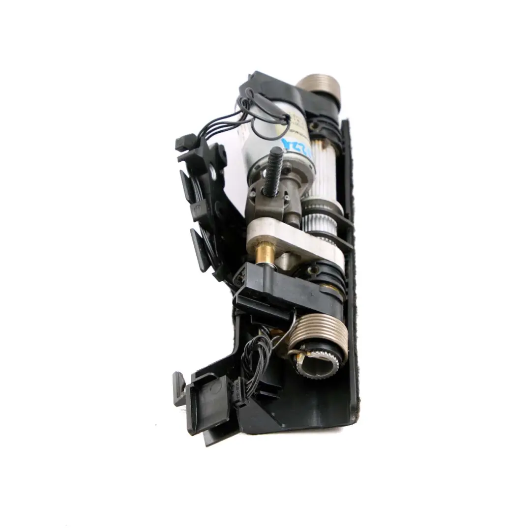 Meccanismo ripiegamento poggiatesta sedile posteriore per Mercedes W221 con numero di parte A2219700125 Mercedes W221 Meccanismo ripiegamento poggiatesta sedile posteriore - SKU A2219700125 - Numero di parte A2219700125