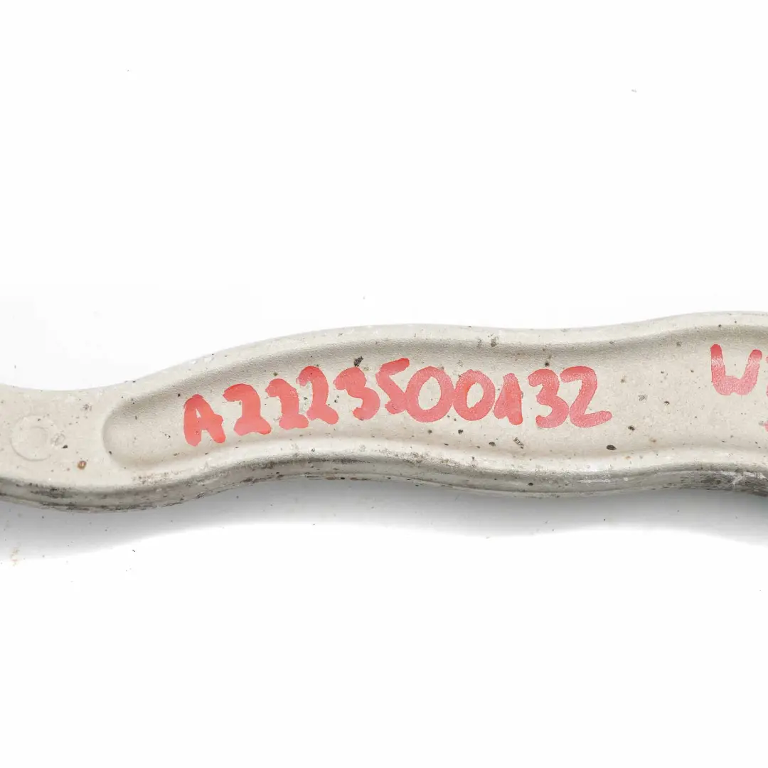 Brazo de Control Trasero Mercedes W221 Izquierdo Junta de Eje para con número de pieza A2223500132 Brazo de Control Trasero Mercedes W221 Izquierdo Junta de Eje - SKU A2223500132 - Número de pieza A2223500132
