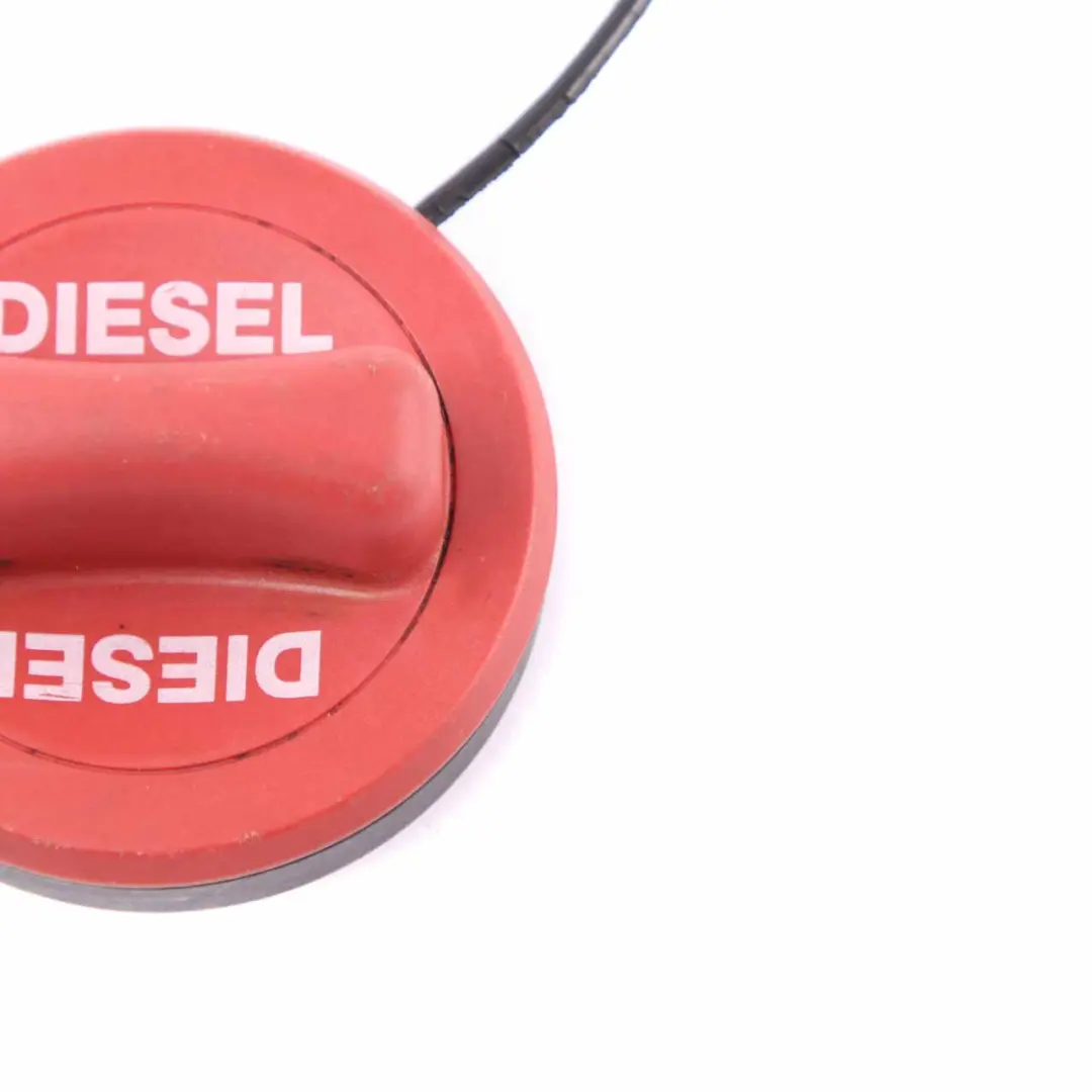 Bouchon Réservoir Carburant Diesel Rouge pour Mercedes W176 W246 à propos du numéro de pièce A2224700105 Mercedes W176 W246 Bouchon Réservoir Carburant Diesel Rouge - SKU A2224700105 - Numéro de pièce A2224700105