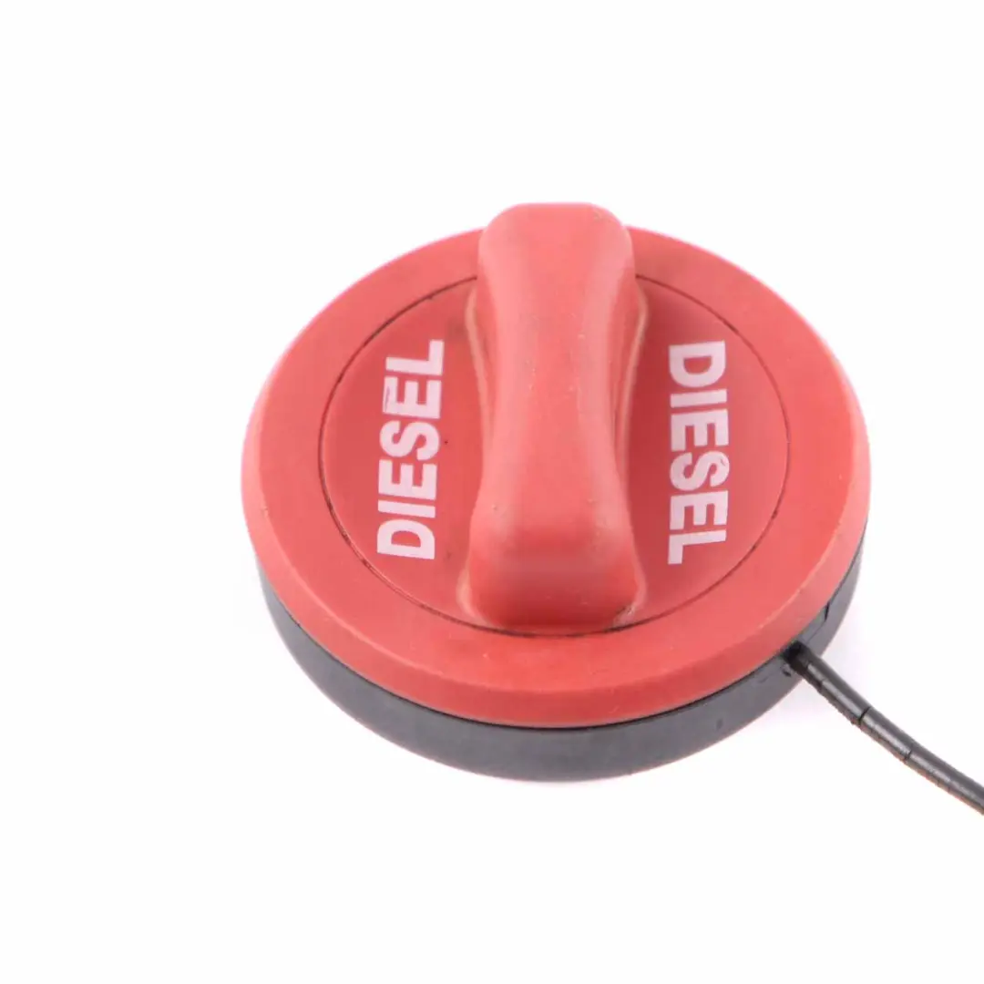 Mercedes W176 W246 Bouchon Réservoir Carburant Diesel Rouge - SKU A2224700105 - Numéro de pièce A2224700105