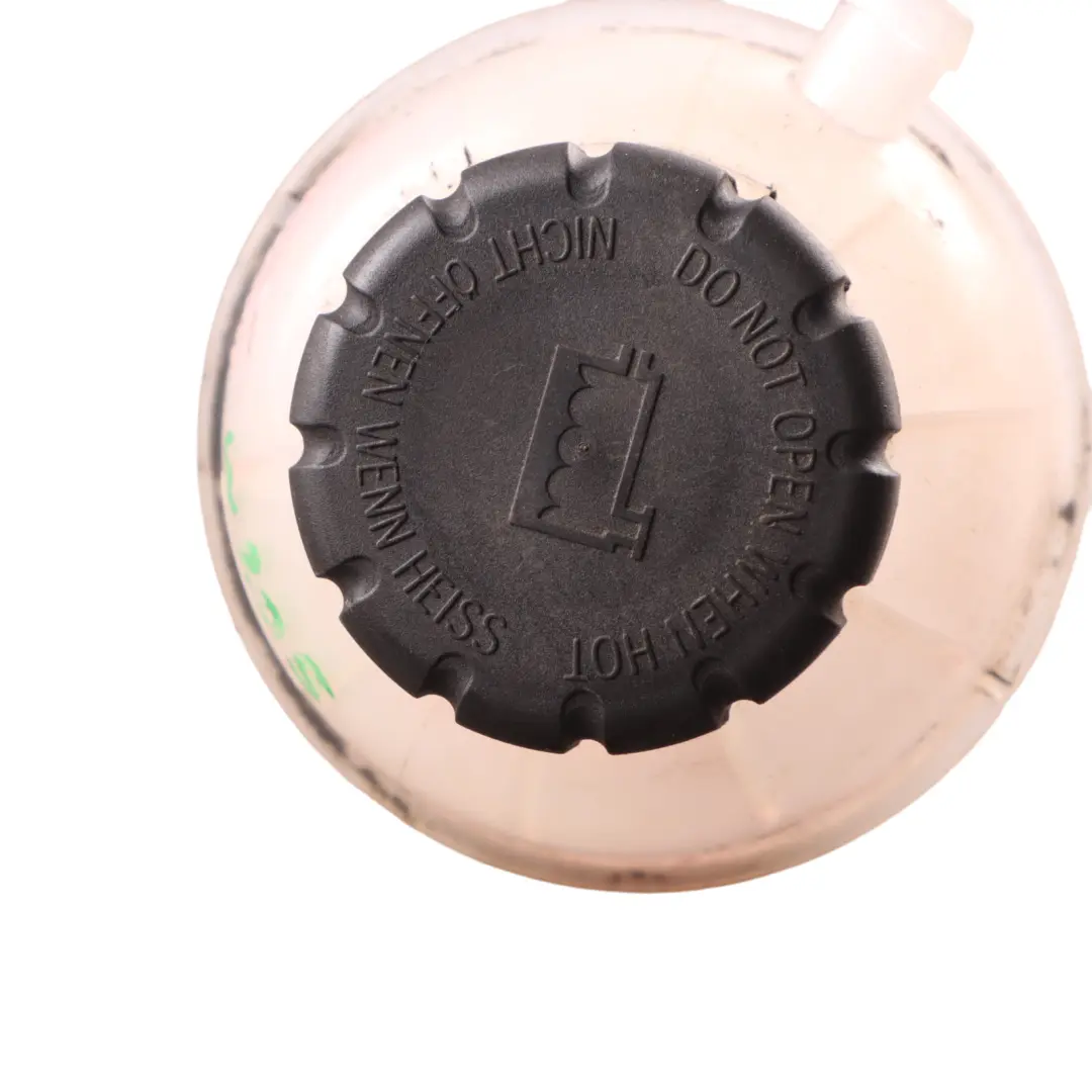 Bottiglia Refrigerante Mercedes W205 W232 W257 Serbatoio Espansione per con numero di parte A2225000549 Bottiglia Refrigerante Mercedes W205 W232 W257 Serbatoio Espansione - SKU A2225000549 - Numero di parte A2225000549