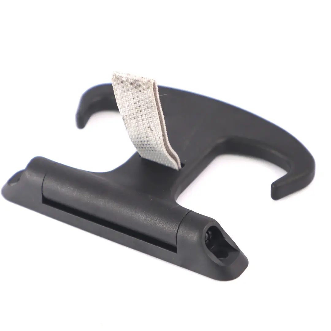 Gancho de ropa Mercedes W213 Percha maletero Centro superior para con número de pieza A2228100140 Gancho de ropa Mercedes W213 Percha maletero Centro superior - SKU A2228100140 - Número de pieza A2228100140