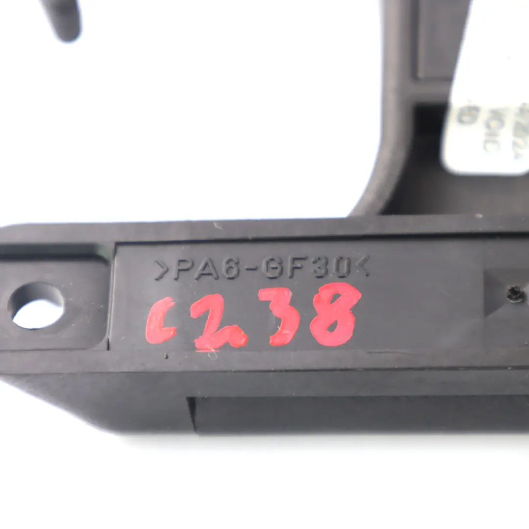  Gancio per abiti Mercedes W213 Baule Boot Clotches Gancio Centro superiore - SKU A2228100140 - Numero di parte A2228100140