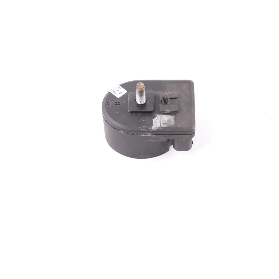 Syrena Alarmu A2045456740 do Mercedes W204 W212 o numerze A2228202926 Mercedes W204 W212 Syrena Alarmu A2045456740 - SKU A2228202926 - Numer Części A2228202926