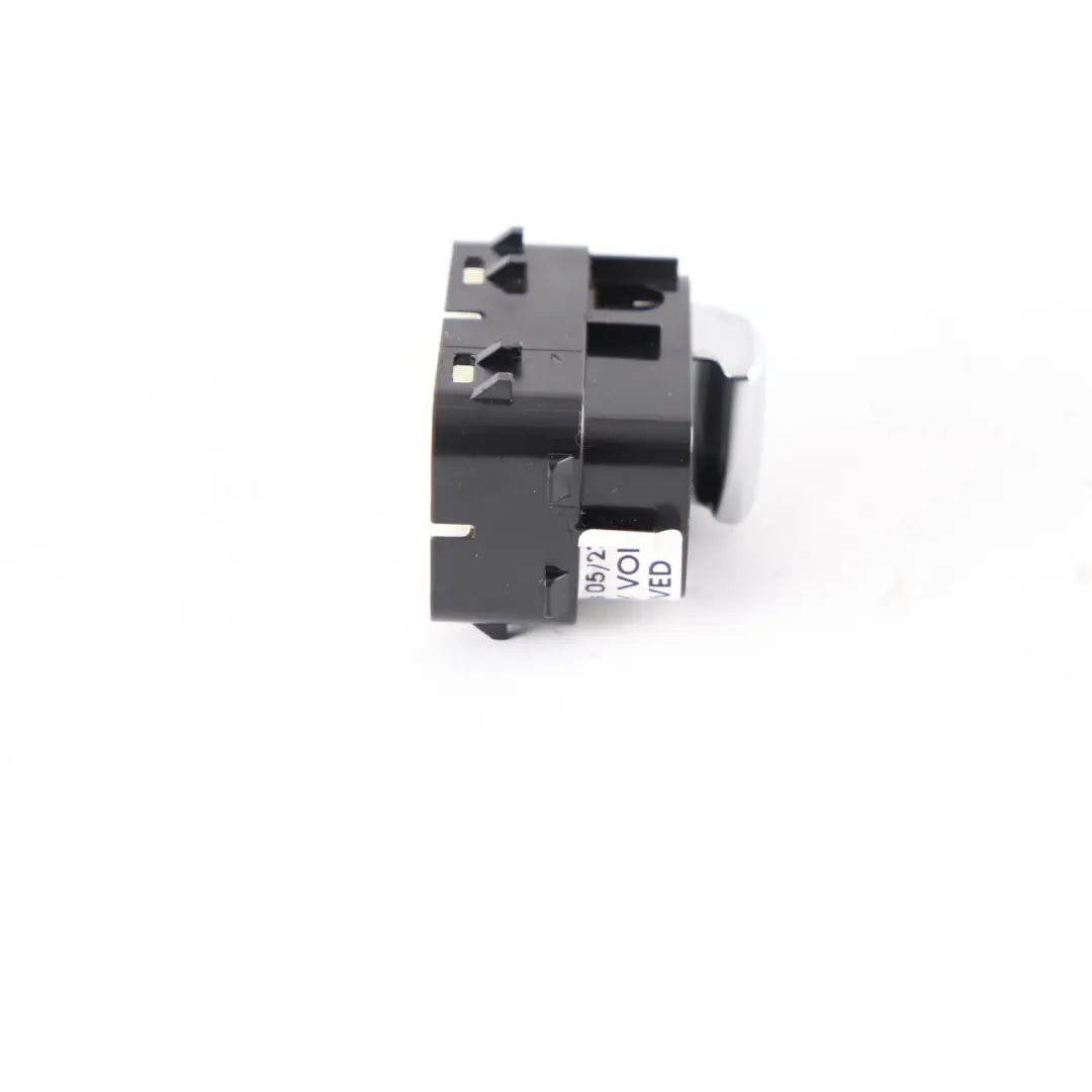 Trunk Switch Mercedes W213 W222 Tailgate Boot Remote Control Button to with Part number A2229051604 Trunk Switch Mercedes W213 W222 Tailgate Boot Remote Control Button - SKU A2229051604 - Part number A2229051604