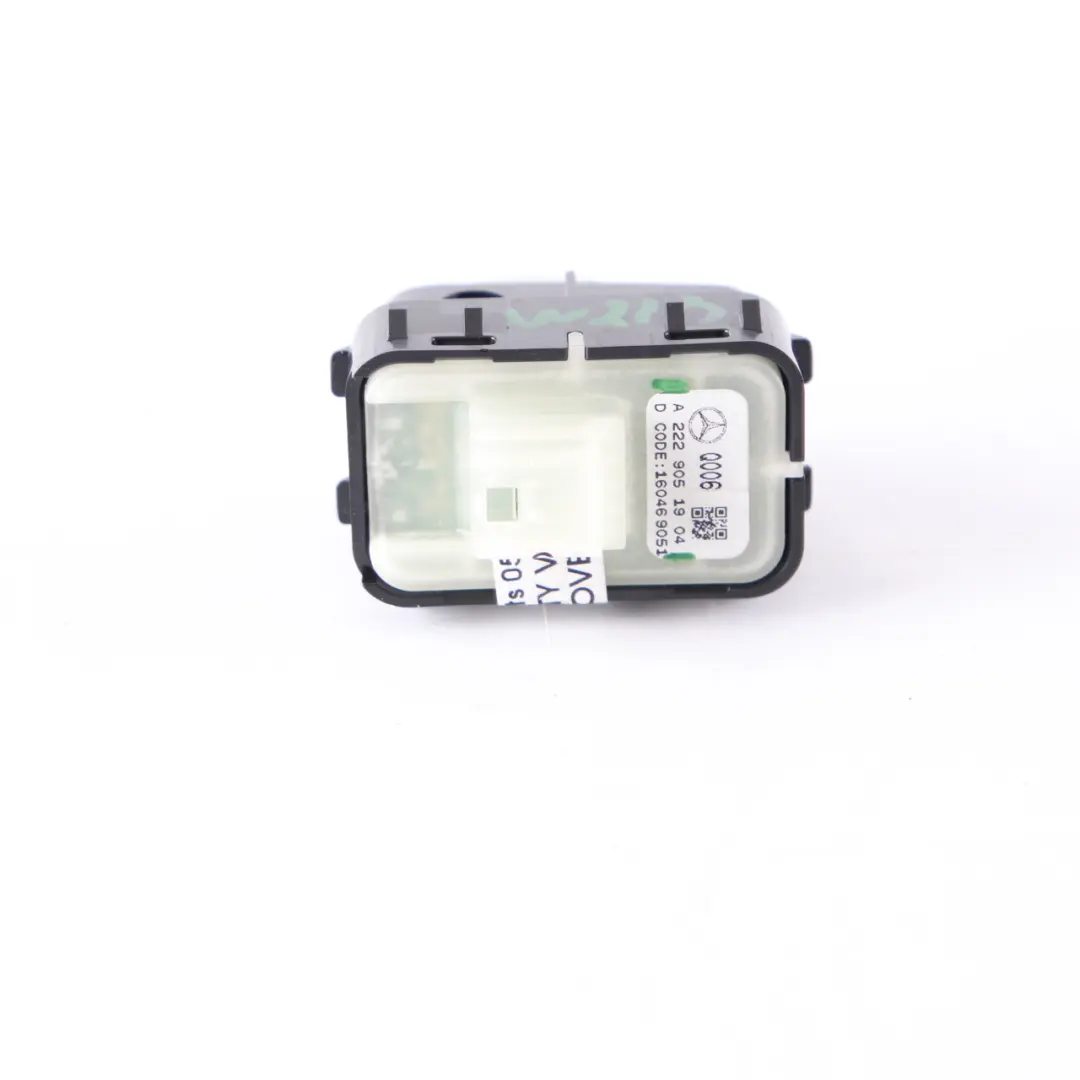 Interrupteur De Lève-Vitre Côté Passager pour Mercedes W213 S213 à propos du numéro de pièce A2229051904 Mercedes W213 S213 Interrupteur De Lève-Vitre Côté Passager - SKU A2229051904 - Numéro de pièce A2229051904
