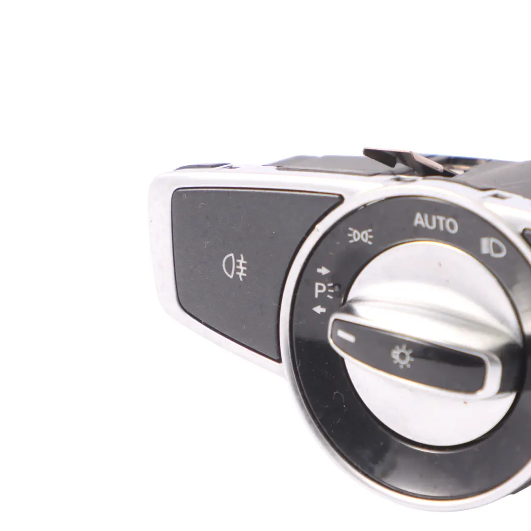 Mercedes A238 Panneau de commande des feux avant du tableau de bord - SKU A2229055508 - Numéro de pièce A2229055508