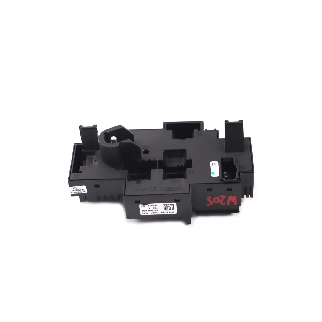 Boîte fusibles Mercedes W205 W222 Boîte relais électrique Module pour à propos du numéro de pièce A2229063701 Boîte fusibles Mercedes W205 W222 Boîte relais électrique Module - SKU A2229063701 - Numéro de pièce A2229063701