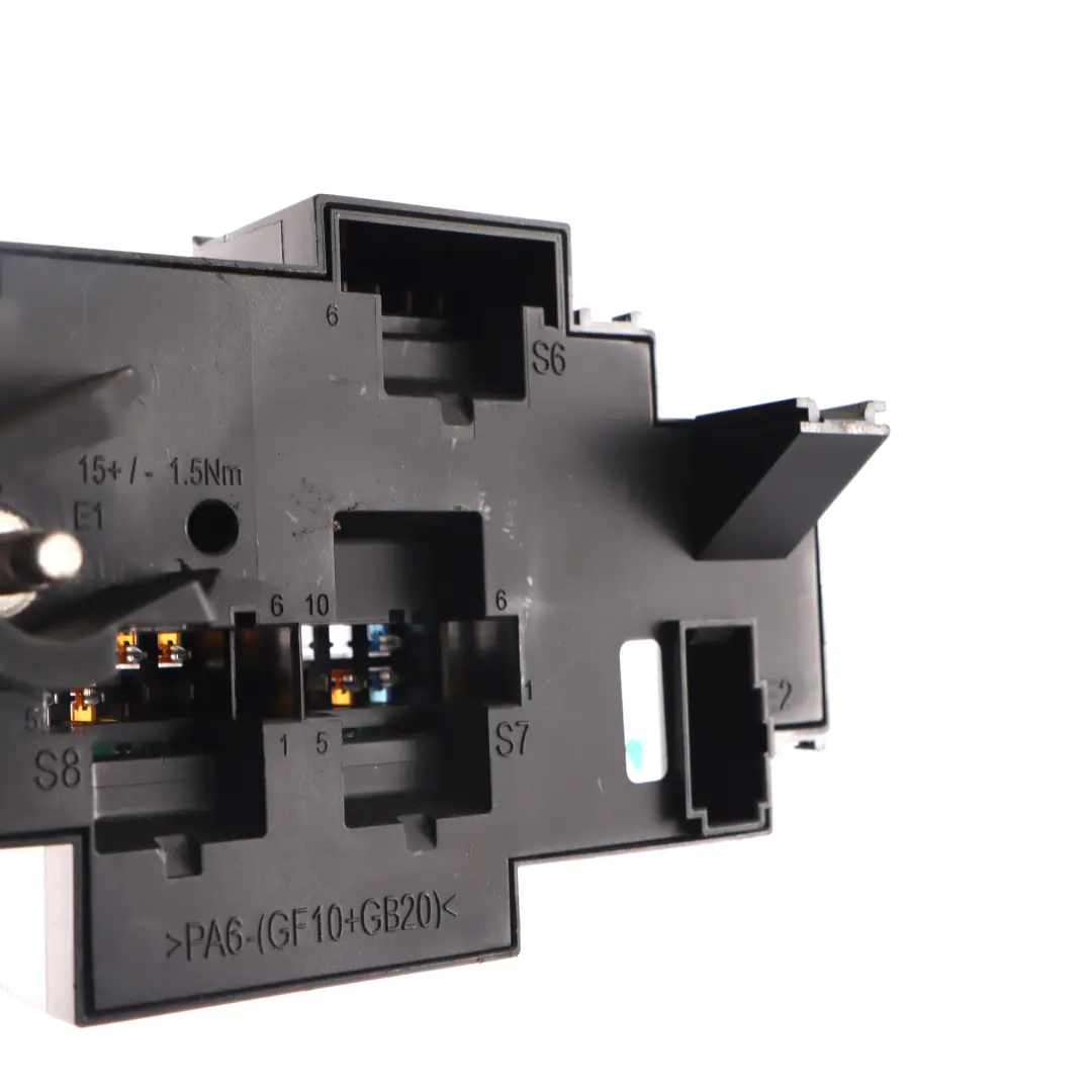 Scatola fusibili Mercedes W205 W222 Scatola relè elettrici modulo per con numero di parte A2229063701 Scatola fusibili Mercedes W205 W222 Scatola relè elettrici modulo - SKU A2229063701 - Numero di parte A2229063701