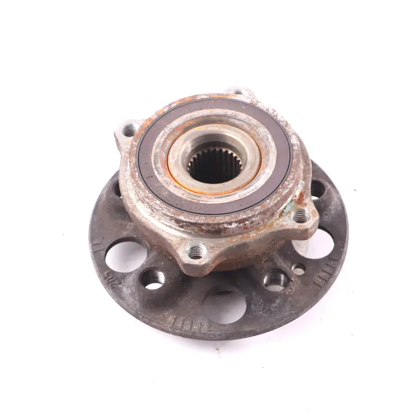 Cuscinetto ruota Mercedes C205 asse posteriore Hub destra sinistra per con numero di parte A2303560000 Cuscinetto ruota Mercedes C205 asse posteriore Hub destra sinistra - SKU A2303560000 - Numero di parte A2303560000