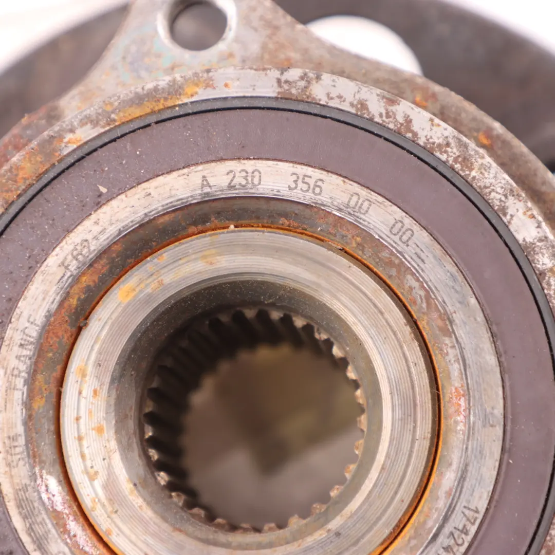 Cuscinetto ruota Mercedes C205 asse posteriore Hub destra sinistra per con numero di parte A2303560000 Cuscinetto ruota Mercedes C205 asse posteriore Hub destra sinistra - SKU A2303560000 - Numero di parte A2303560000