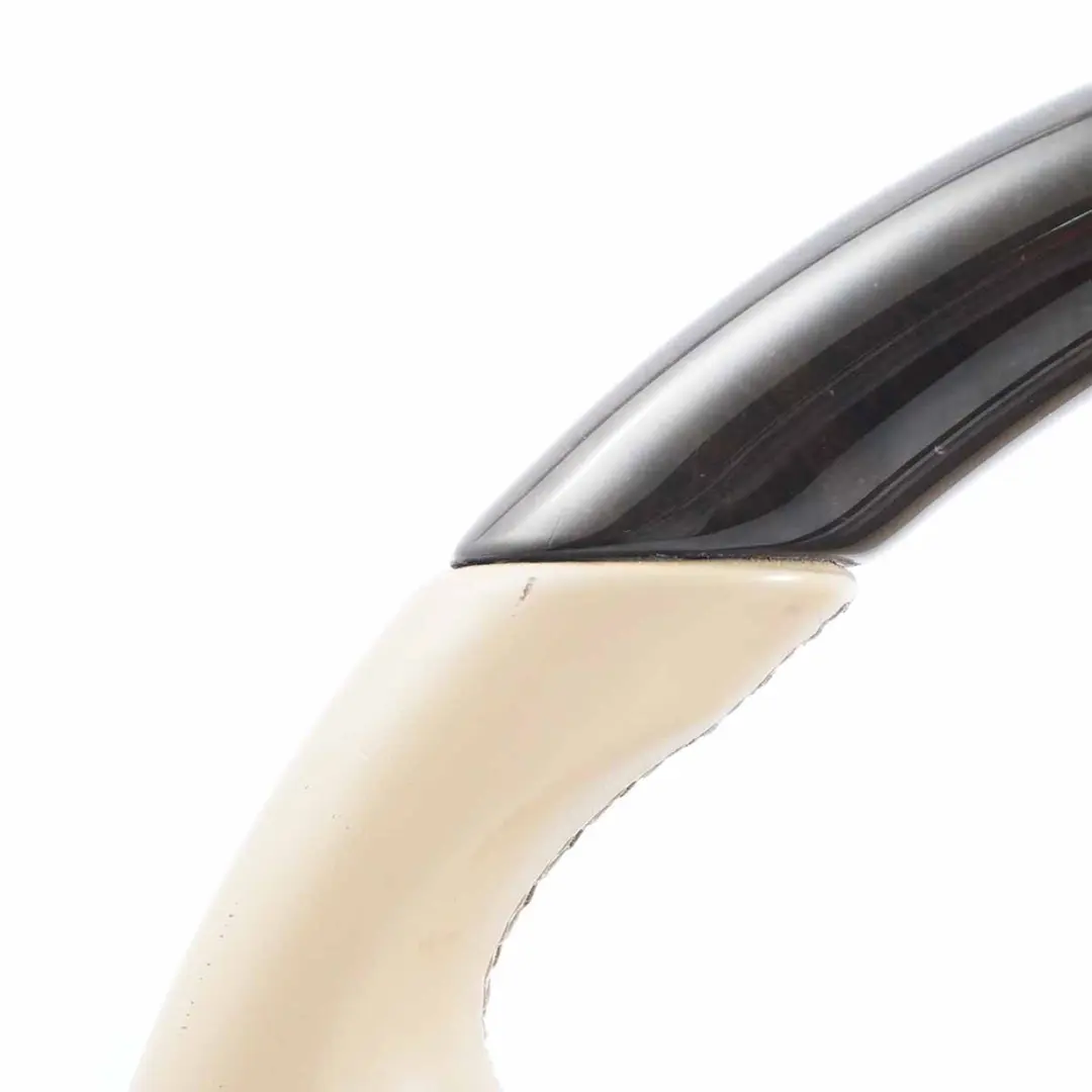 W219 CLS Volant en cuir beige noyer foncé pour Mercedes à propos du numéro de pièce A2304602776 Mercedes W219 CLS Volant en cuir beige noyer foncé - SKU A2304602776 - Numéro de pièce A2304602776