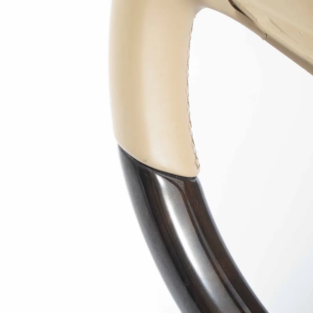 W219 CLS Beige Volante de cuero nogal oscuro para Mercedes con número de pieza A2304602776 Mercedes W219 CLS Beige Volante de cuero nogal oscuro - SKU A2304602776 - Número de pieza A2304602776