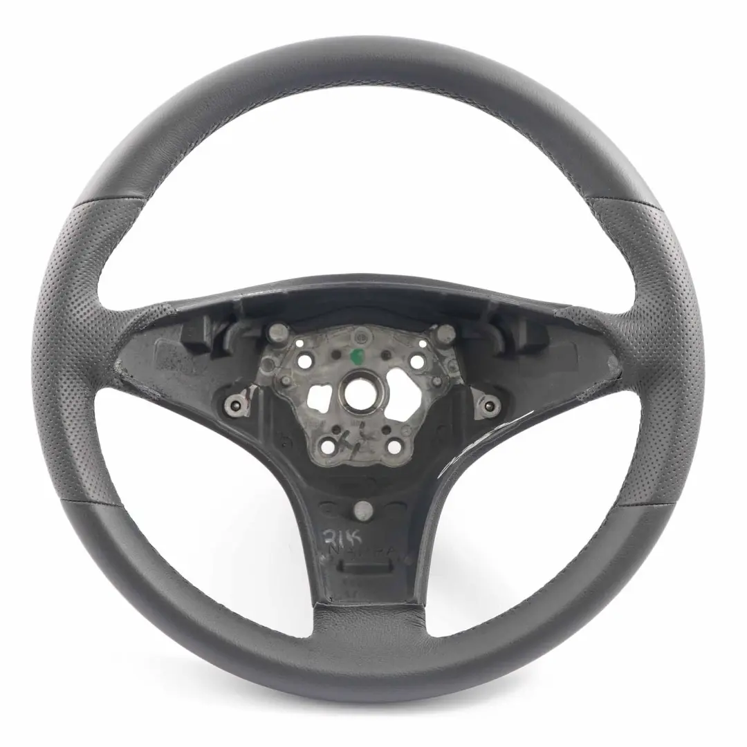 Mercedes-Benz CL203 W203 NOUVEAU Volant en cuir noir pour à propos du numéro de pièce A2304603076 Mercedes-Benz CL203 W203 NOUVEAU Volant en cuir noir - SKU A2304603076-1 - Numéro de pièce A2304603076