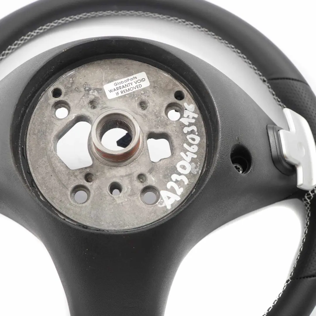 NUEVO Volante de Cuero Negro Paletas de Cambio para Mercedes CLC CL203 con número de pieza A2304603176 Mercedes CLC CL203 NUEVO Volante de Cuero Negro Paletas de Cambio - SKU A2304603176-1 - Número de pieza A2304603176