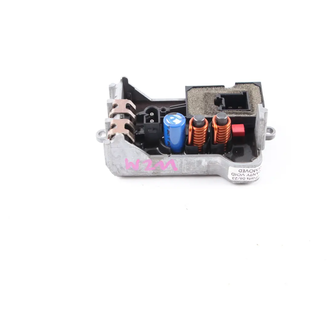 Soplador Calentador Ventilador Resistor Regulado para Mercedes W211 Motor con número de pieza A2308216451 Mercedes W211 Motor Soplador Calentador Ventilador Resistor Regulado - SKU A2308216451 - Número de pieza A2308216451