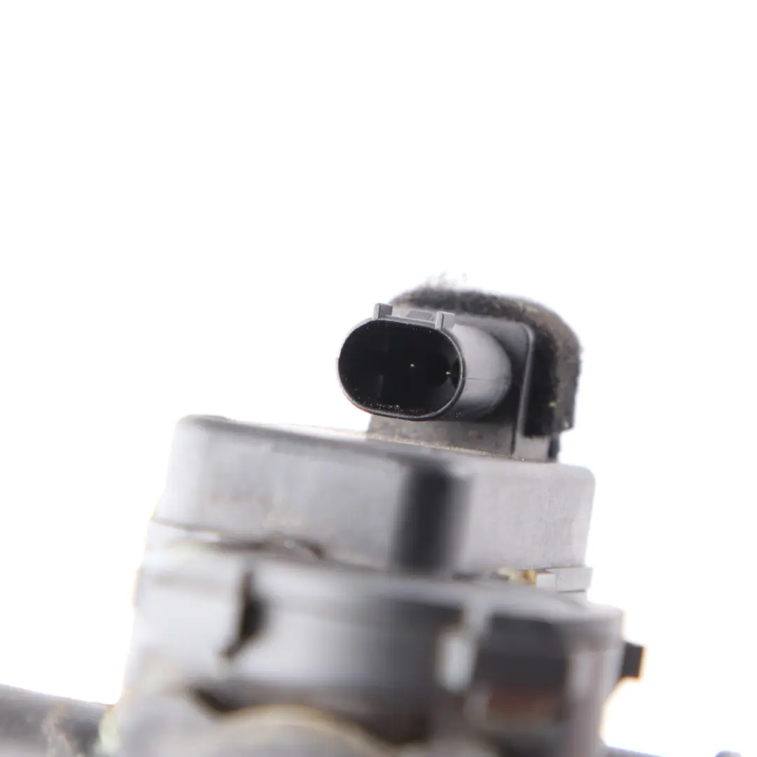 Mercedes W221 W216 W906 Elektrozawór Zawór Nagrzewnicy - SKU A2308300084 - Numer Części A2308300084