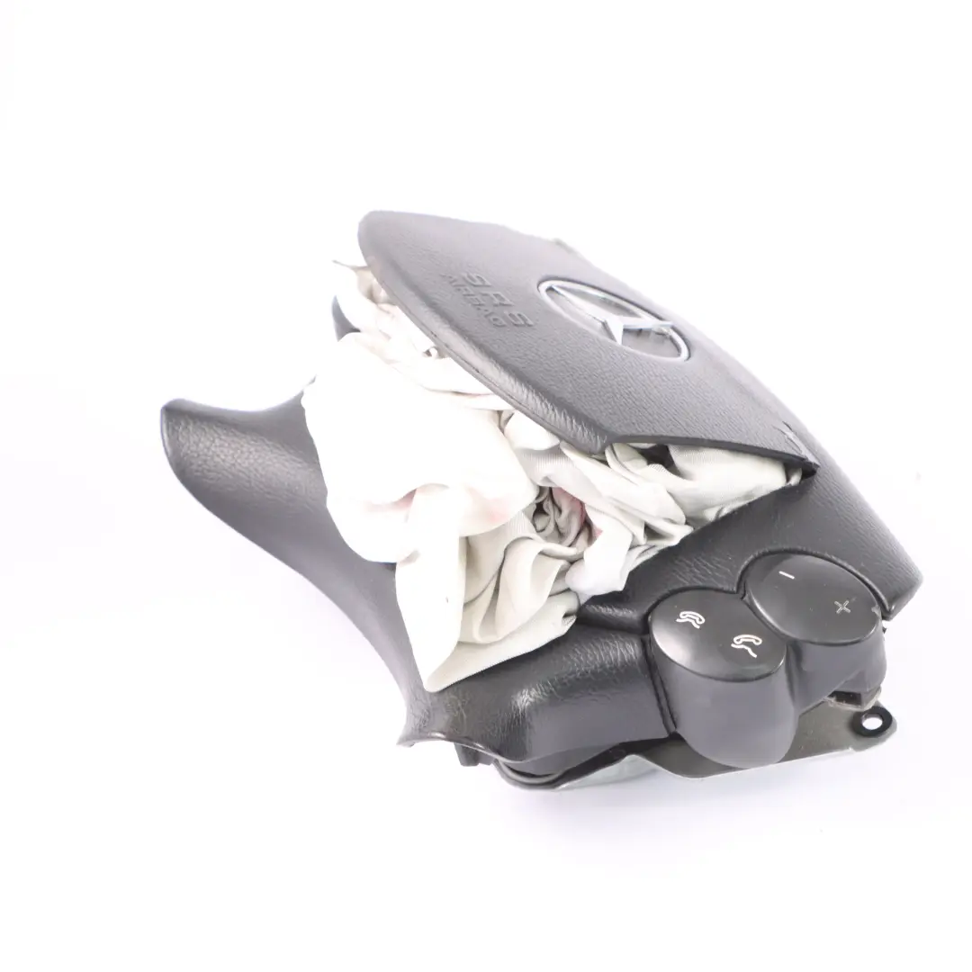 Poduszka Airbag Kierowcy Wystrzelona do Mercedes CLK W209 o numerze A2308600102 Mercedes CLK W209 Poduszka Airbag Kierowcy Wystrzelona - SKU A2308600102-1 - Numer Części A2308600102