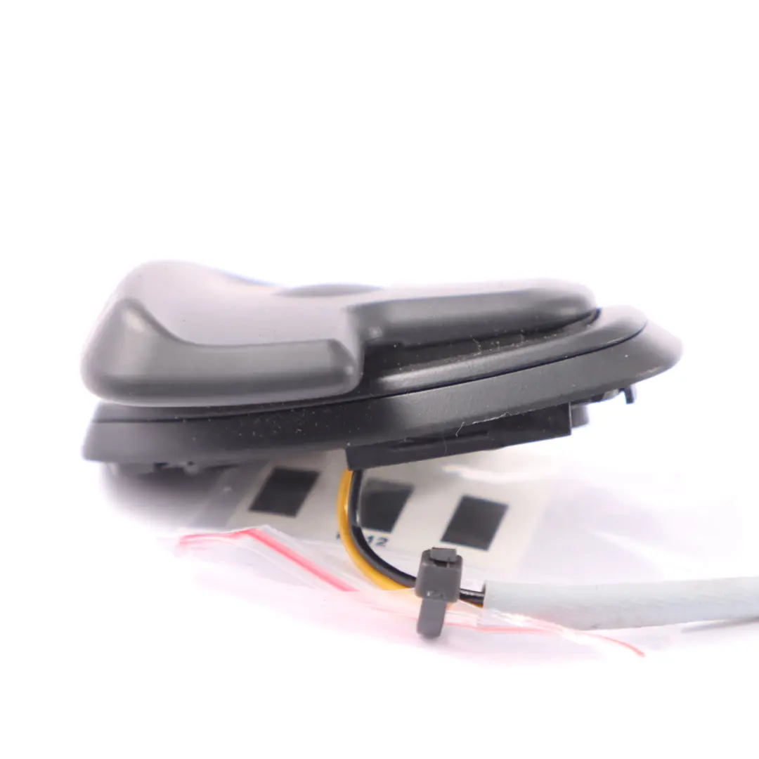 Volant Interrupteur de changement de vitesse droit pour Mercedes R171 à propos du numéro de pièce A2308702910 Mercedes R171 Volant Interrupteur de changement de vitesse droit - SKU A2308702910 - Numéro de pièce A2308702910