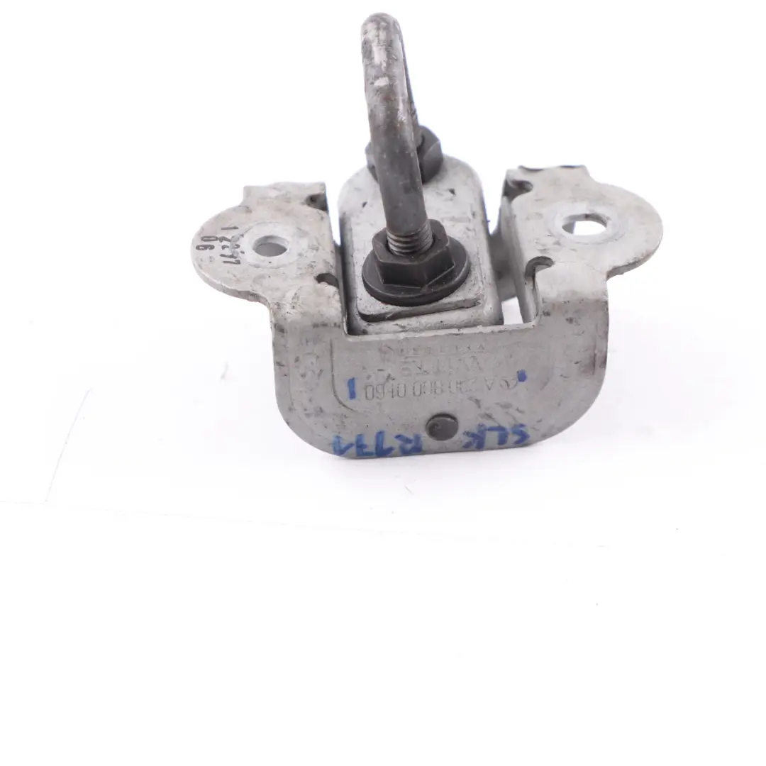 Cappuccio Staffa di bloccaggio del cofano per Mercedes SLK R171 con numero di parte A2308800160 Mercedes SLK R171 Cappuccio Staffa di bloccaggio del cofano - SKU A2308800160 - Numero di parte A2308800160
