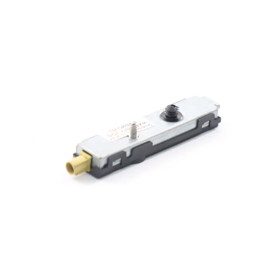 Amplifier Mercedes W205 Right Lower A Pillar Antenna Amplifier  - SKU A2319052200 - Part number A2319052200