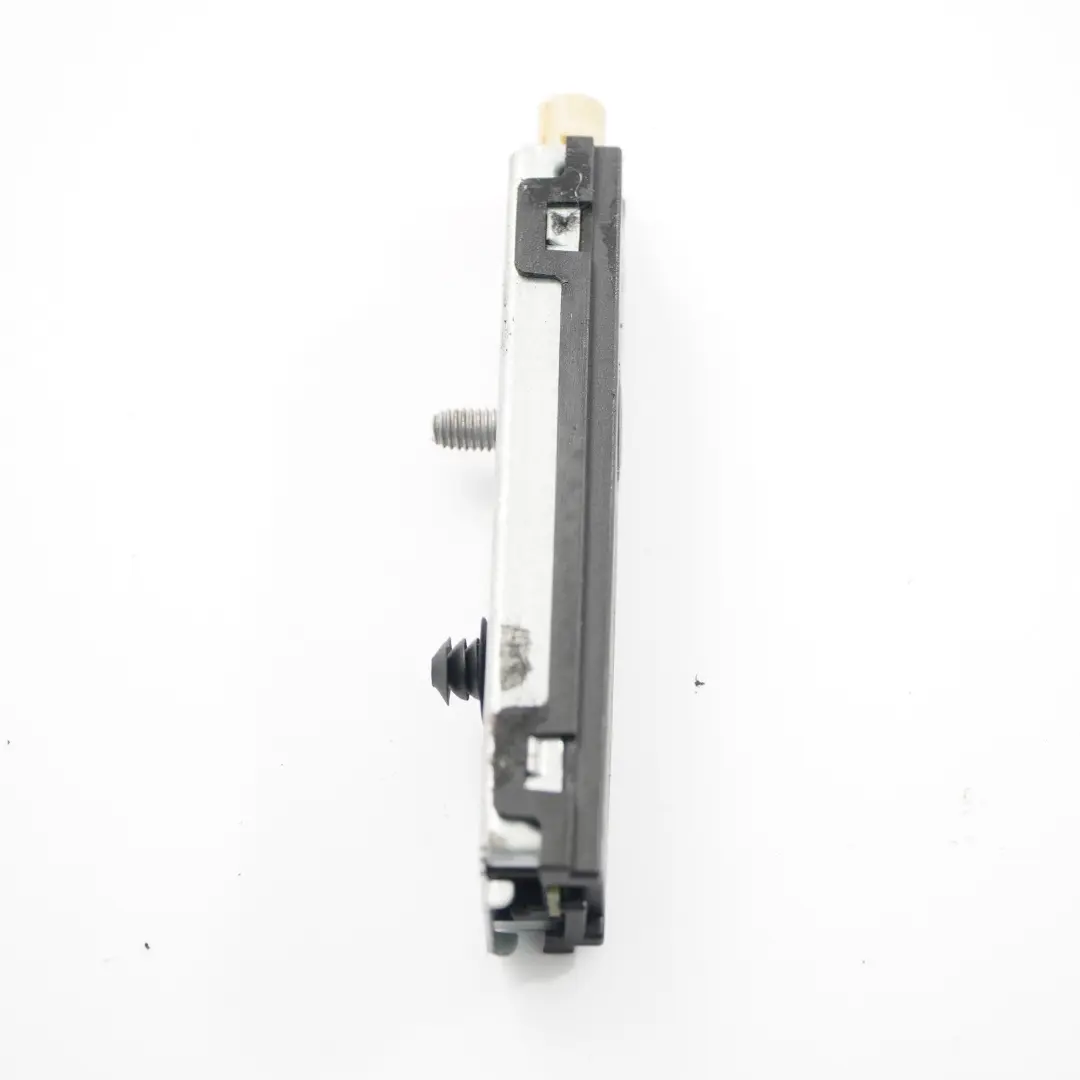 Controllo Amplificatore Antenna A2/71 per Mercedes SLK R172 Roadster con numero di parte A2319058100 Mercedes SLK R172 Roadster Controllo Amplificatore Antenna A2/71 - SKU A2319058100 - Numero di parte A2319058100