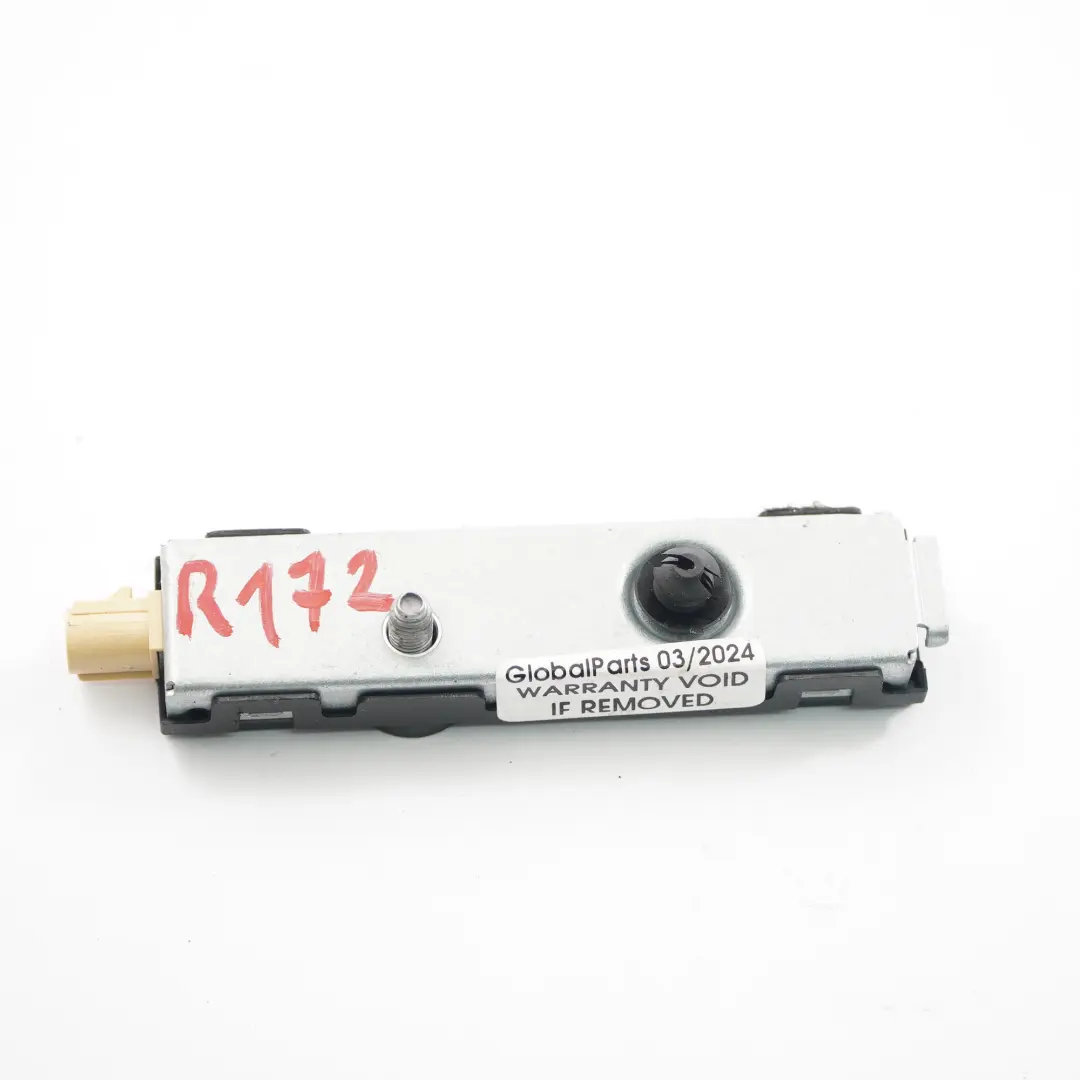 Controllo Amplificatore Antenna A2/71 per Mercedes SLK R172 Roadster con numero di parte A2319058100 Mercedes SLK R172 Roadster Controllo Amplificatore Antenna A2/71 - SKU A2319058100 - Numero di parte A2319058100