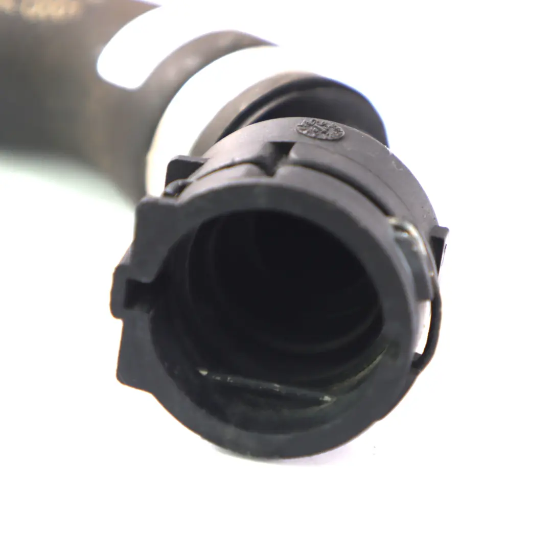 Manguera de refrigerante Mercedes W213 C238 Bomba agua al radiador para con número de pieza A2385010601 Manguera de refrigerante Mercedes W213 C238 Bomba agua al radiador - SKU A2385010601 - Número de pieza A2385010601