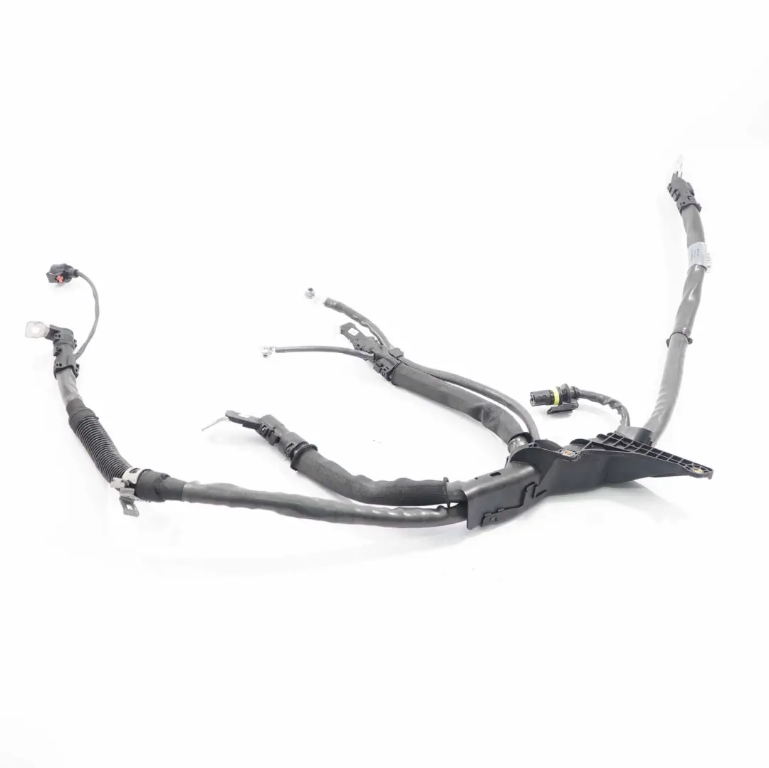 OM654 Battery Cable Starter Alternator Wiring Harness to Mercedes W213 with Part number A2385406926 Mercedes W213 OM654 Battery Cable Starter Alternator Wiring Harness - SKU A2385406926 - Part number A2385406926