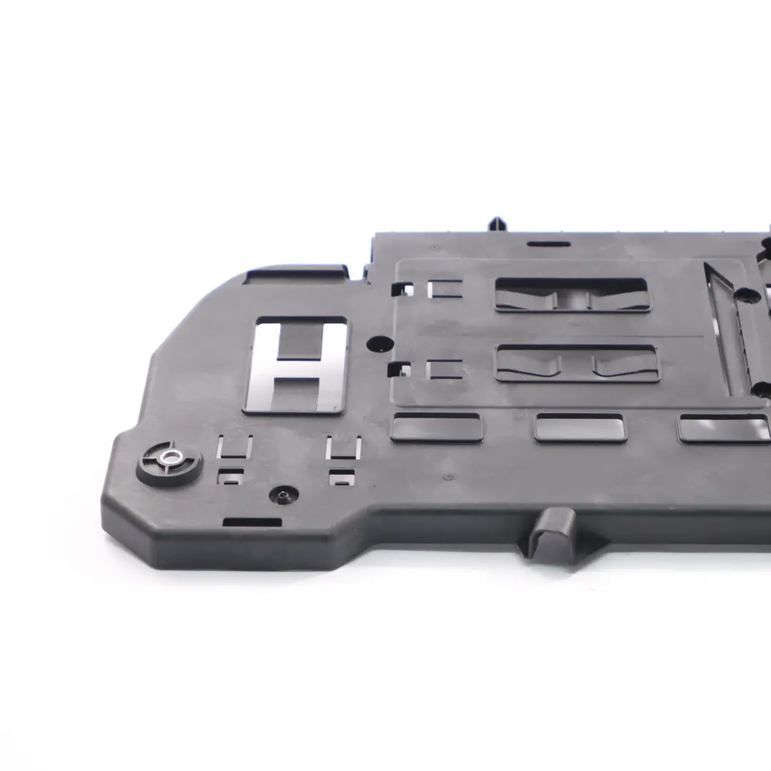 Mercedes C238 Support l'unité commande arrière Support garniture - SKU A2385452700 - Numéro de pièce A2385452700