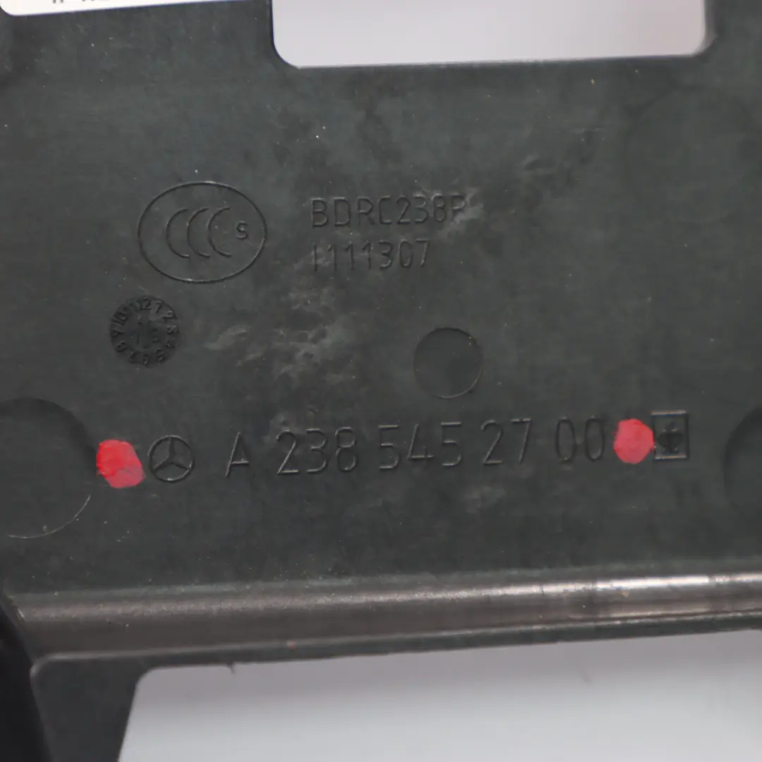 Hinteres Steuergerät Modul Halterung Trim Panel für Mercedes C238 mit Teilenummer A2385452700 Mercedes C238 Hinteres Steuergerät Modul Halterung Trim Panel - SKU A2385452700 - Teilenummer A2385452700