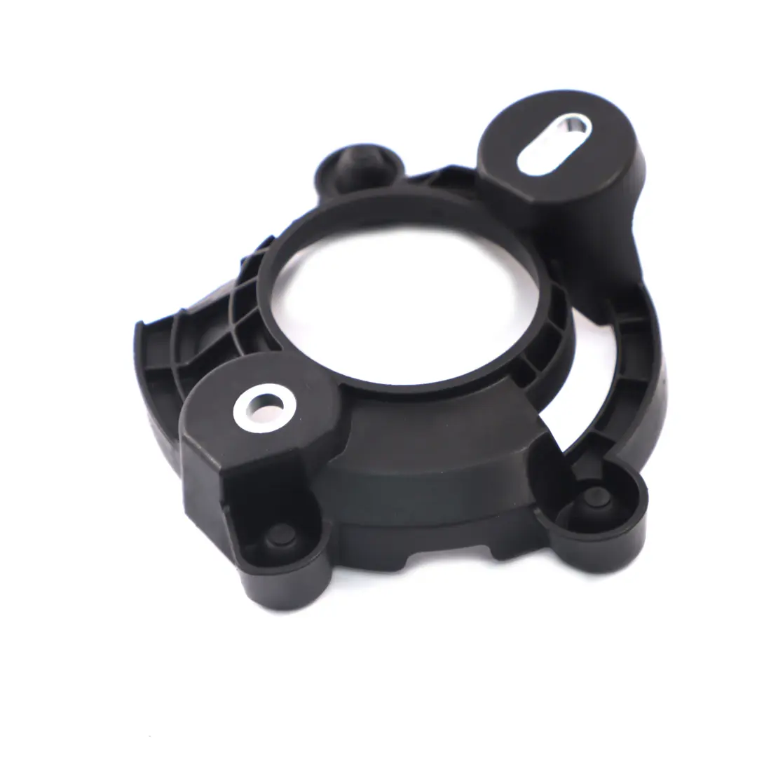 Support de haut-parleur de porte gauche pour Mercedes C238 à propos du numéro de pièce A2385453400 Mercedes C238 Support de haut-parleur de porte gauche - SKU A2385453400 - Numéro de pièce A2385453400