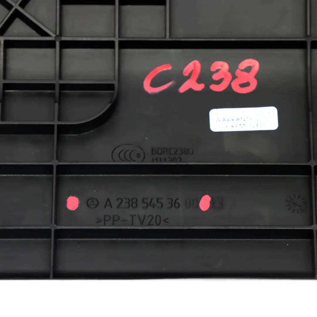 Mercedes C238 Porte-coffre Panneau inférieur de la garniture Black - SKU A2385453600 - Numéro de pièce A2385453600