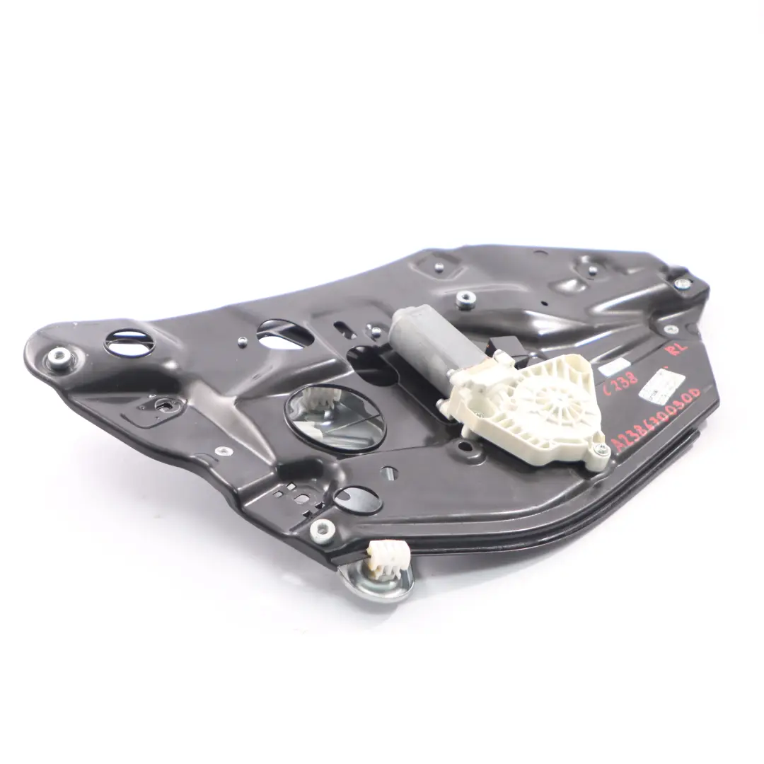 Lève-Vitre Régulateur Mécanisme Moteur Arrière Gauche pour Mercedes C238 à propos du numéro de pièce A2386700300 Mercedes C238 Lève-Vitre Régulateur Mécanisme Moteur Arrière Gauche - SKU A2386700300 - Numéro de pièce A2386700300