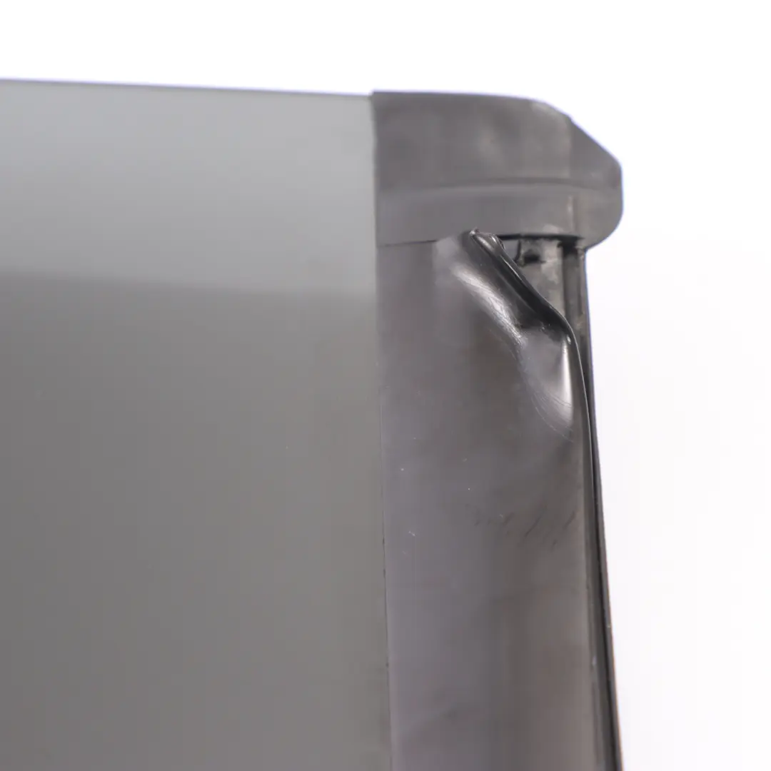 Seitenscheibe Viertel Glas hinten links Schwarz für Mercedes C238 mit Teilenummer A2386703100 Mercedes C238 Seitenscheibe Viertel Glas hinten links Schwarz - SKU A2386703100 - Teilenummer A2386703100