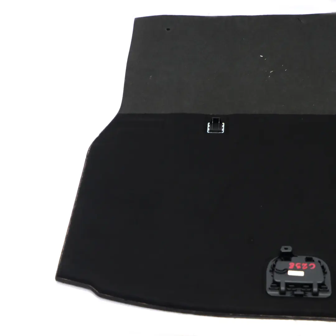 Stivale Tronco Piano posteriore Pannello Moquette per Mercedes C238 con numero di parte A2386800100 Mercedes C238 Stivale Tronco Piano posteriore Pannello Moquette - SKU A2386800100 - Numero di parte A2386800100