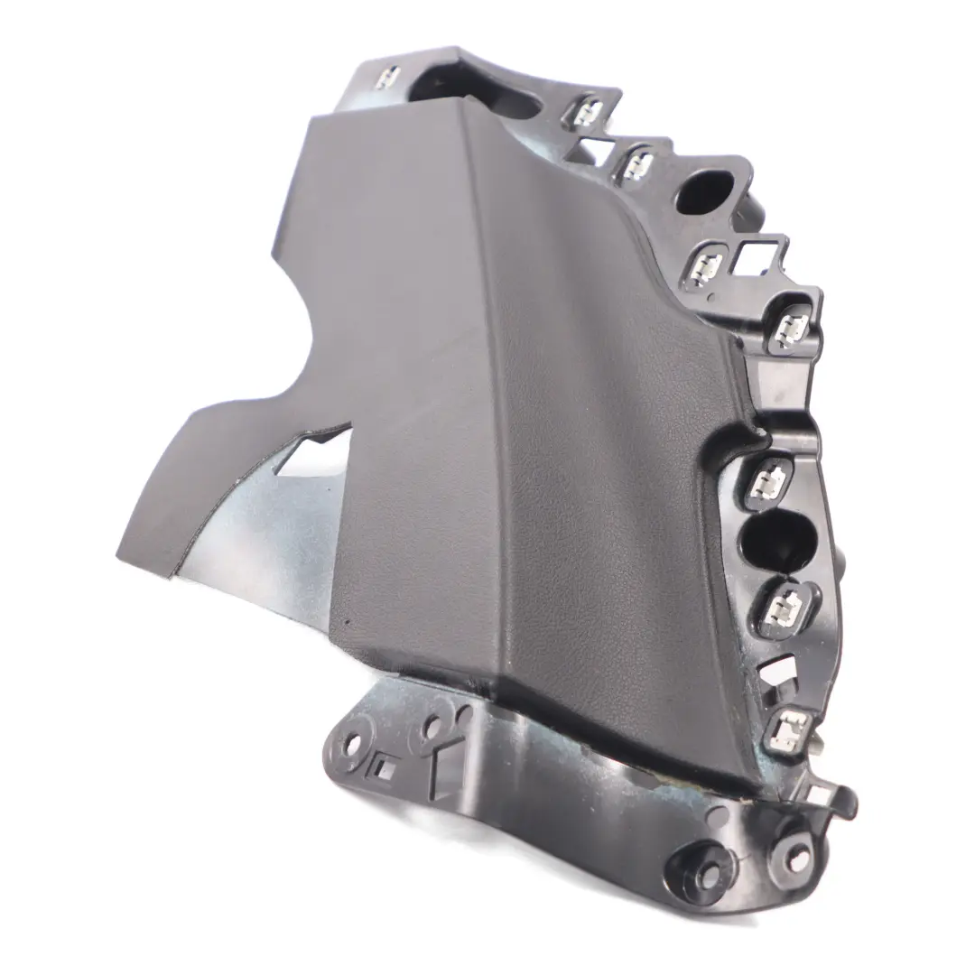 Tür karte Trim hinten links Viertel Abdeckung schwarz für Mercedes C238 mit Teilenummer A2386906100 Mercedes C238 Tür karte Trim hinten links Viertel Abdeckung schwarz - SKU A2386906100 - Teilenummer A2386906100