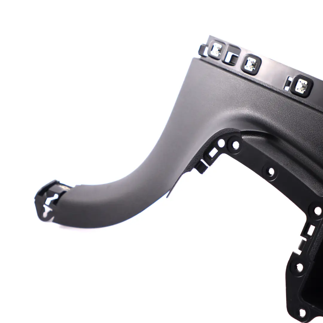 Tarjeta puerta trasera derecha Cuarto panel cubierta para Mercedes C238 con número de pieza A2386906200 Mercedes C238 Tarjeta puerta trasera derecha Cuarto panel cubierta - SKU A2386906200 - Número de pieza A2386906200