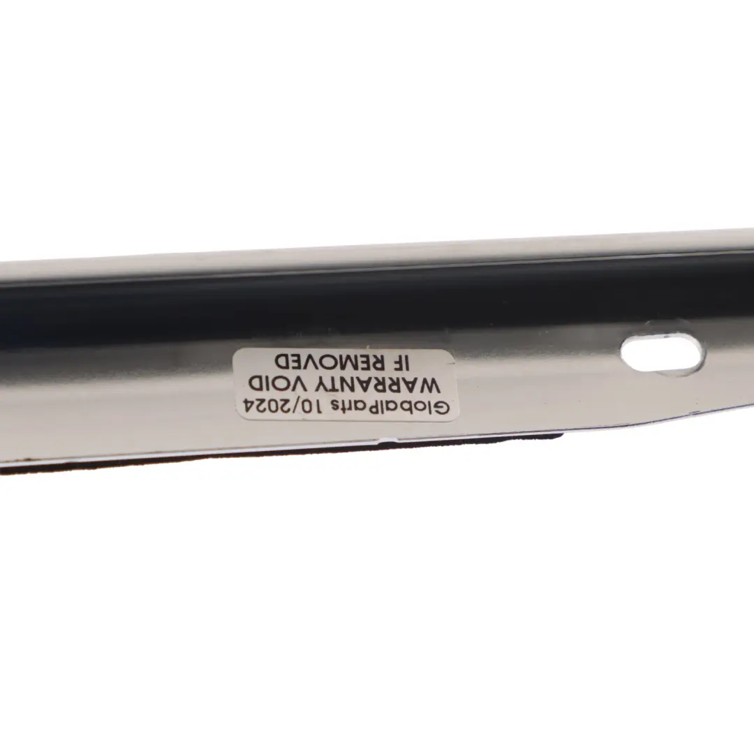 Striscia del parabrezza A Barra di rivestimento destro per Mercedes A238 con numero di parte A2386908401 Mercedes A238 Striscia del parabrezza A Barra di rivestimento destro - SKU A2386908401 - Numero di parte A2386908401