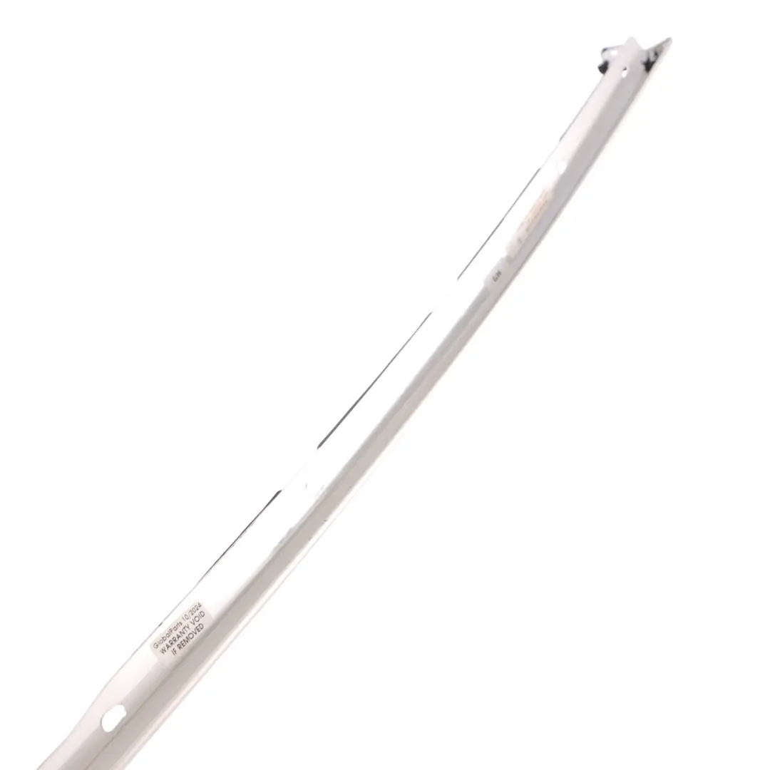 Striscia del parabrezza A Barra di rivestimento destro per Mercedes A238 con numero di parte A2386908401 Mercedes A238 Striscia del parabrezza A Barra di rivestimento destro - SKU A2386908401 - Numero di parte A2386908401