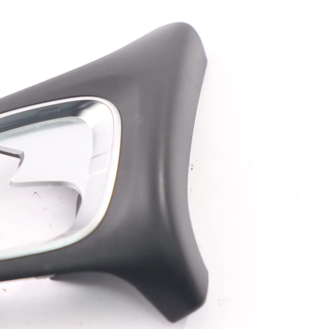 Mercedes C238 Guía del cinturón de seguridad Cubierta Trim Derecha - SKU A2386908602 - Número de pieza A2386908602