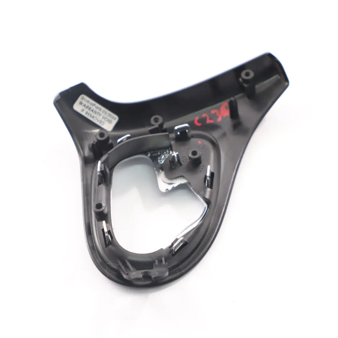 Guía del cinturón de seguridad Cubierta Trim Derecha para Mercedes C238 con número de pieza A2386908602 Mercedes C238 Guía del cinturón de seguridad Cubierta Trim Derecha - SKU A2386908602 - Número de pieza A2386908602